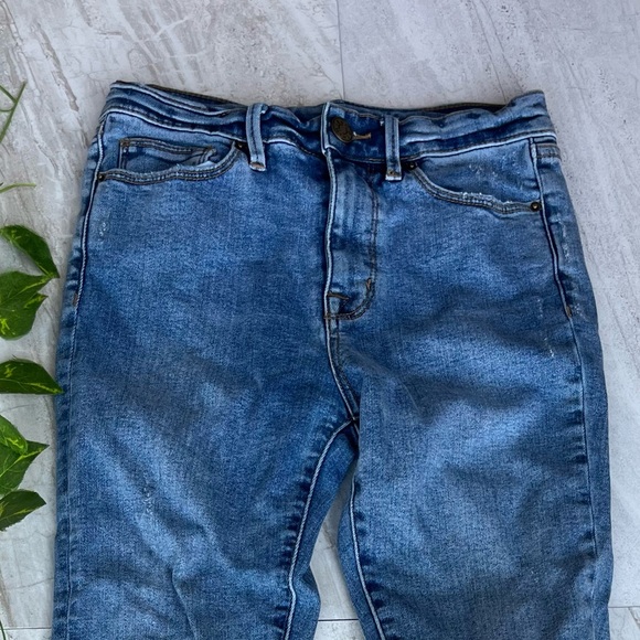 Urban Outfitters Distressed Denim Jeans High Rise Waist Ripped BDG Medium Wash - Picture 4 of 11